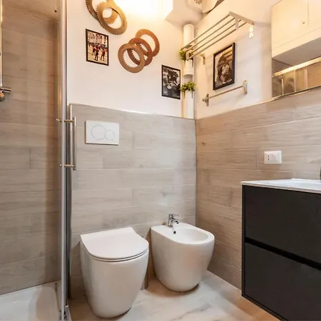Stonehouse Апартаменты